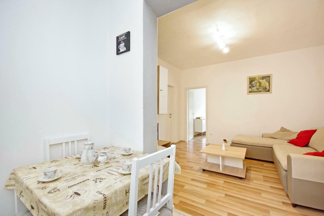 Apartments Andela Makarska Exterior photo