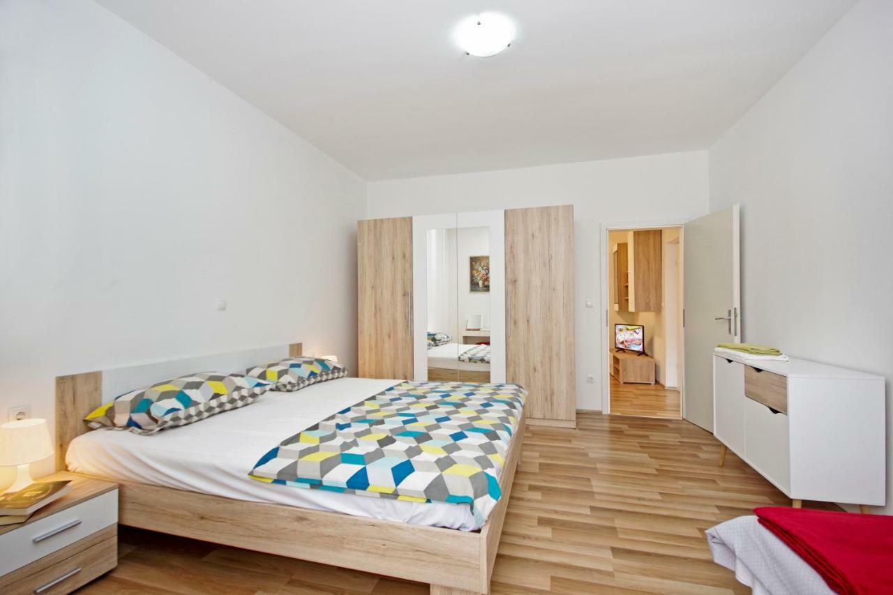 Apartments Andela Makarska Exterior photo