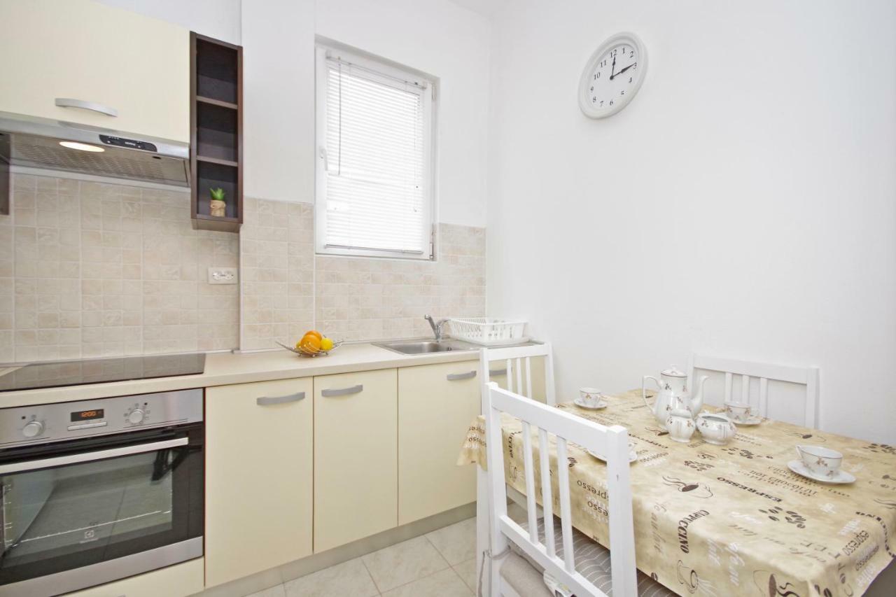 Apartments Andela Makarska Exterior photo