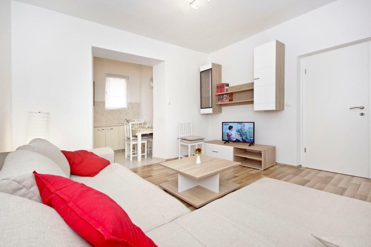 Apartments Andela Makarska Exterior photo