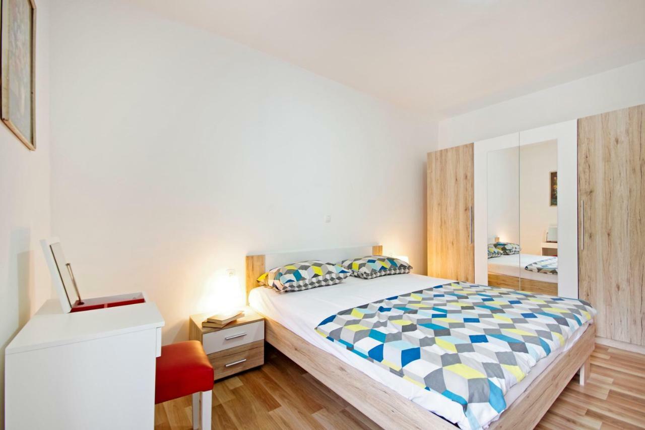 Apartments Andela Makarska Exterior photo
