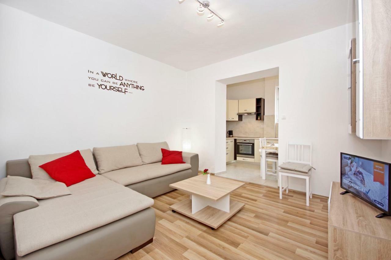 Apartments Andela Makarska Exterior photo